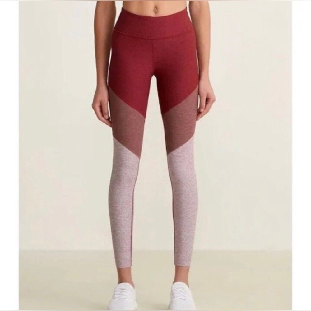 OUTDOOR VOICES burgundy tri color sports bra and leggings